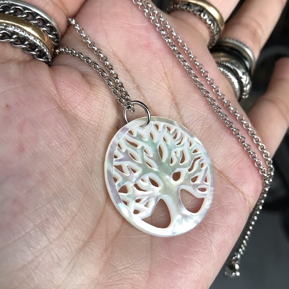Genuine mother of pearl tree of life necklace - Picture 4 of 8